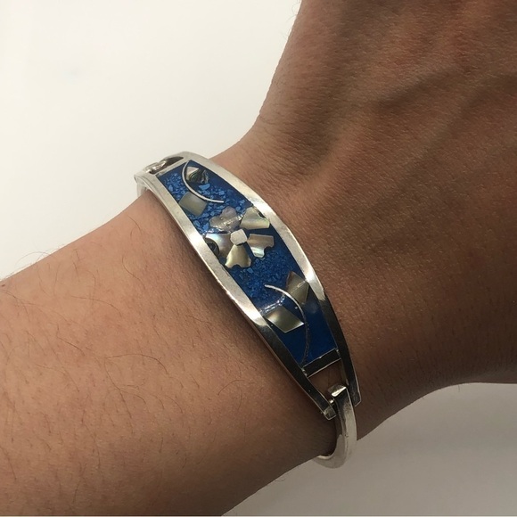 Vtg Taxco Sterling Abalone Inlay Floral Motif w Crushed Turquoise Bangle 6.5” - Picture 3 of 7